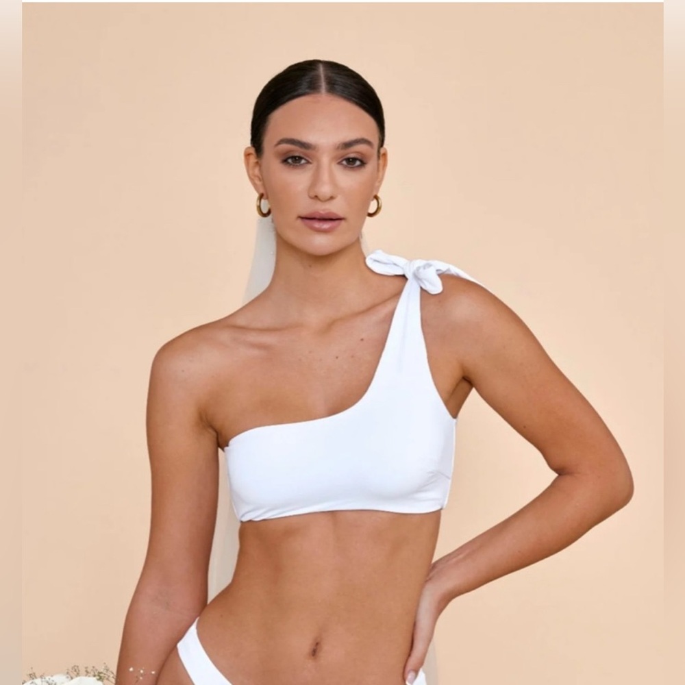 Alt White One-Shoulder Sofia Bikini Top